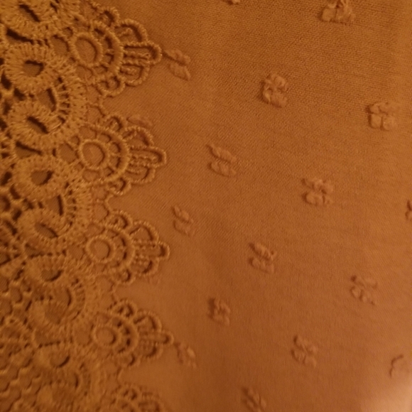 Top - Picture 4 of 5